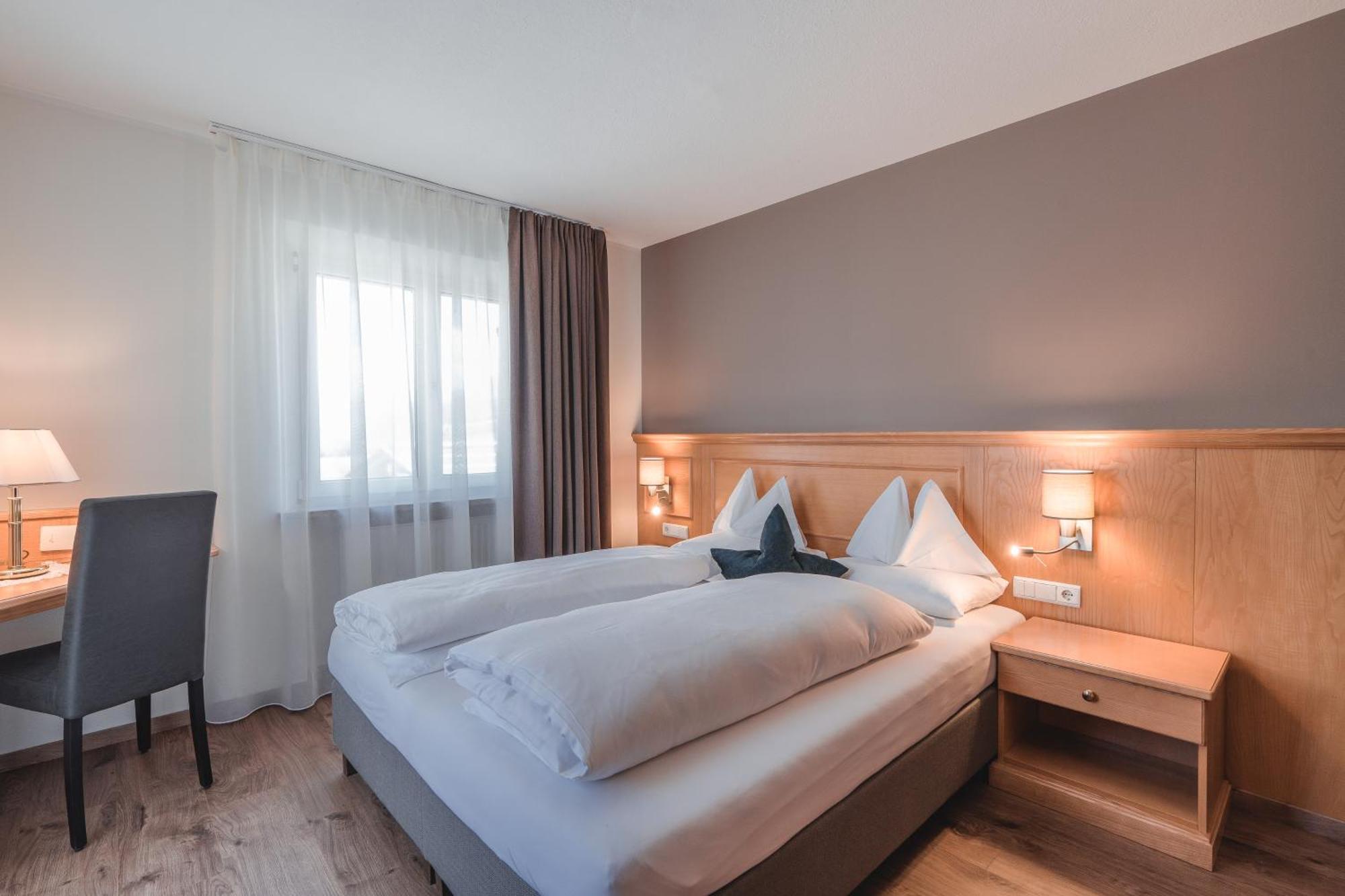 Hotel Reischach Bruneck Exteriör bild