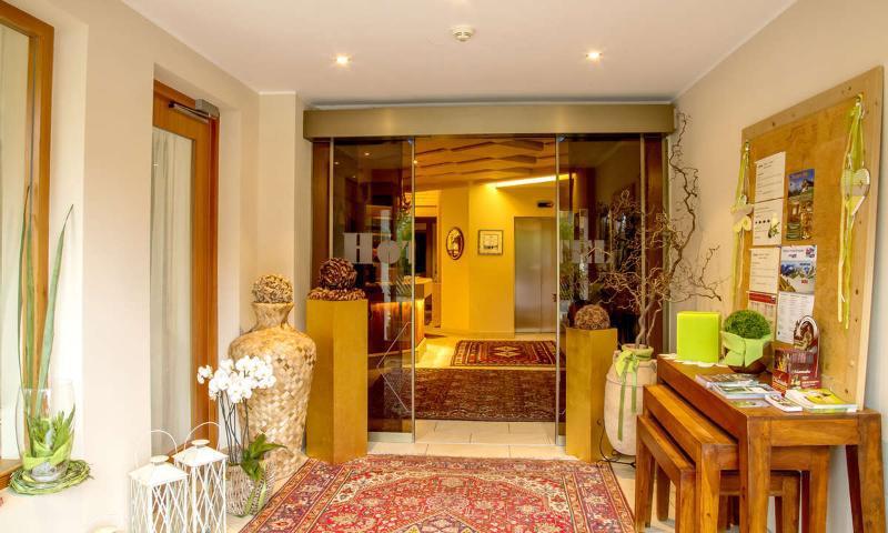 Hotel Reischach Bruneck Exteriör bild